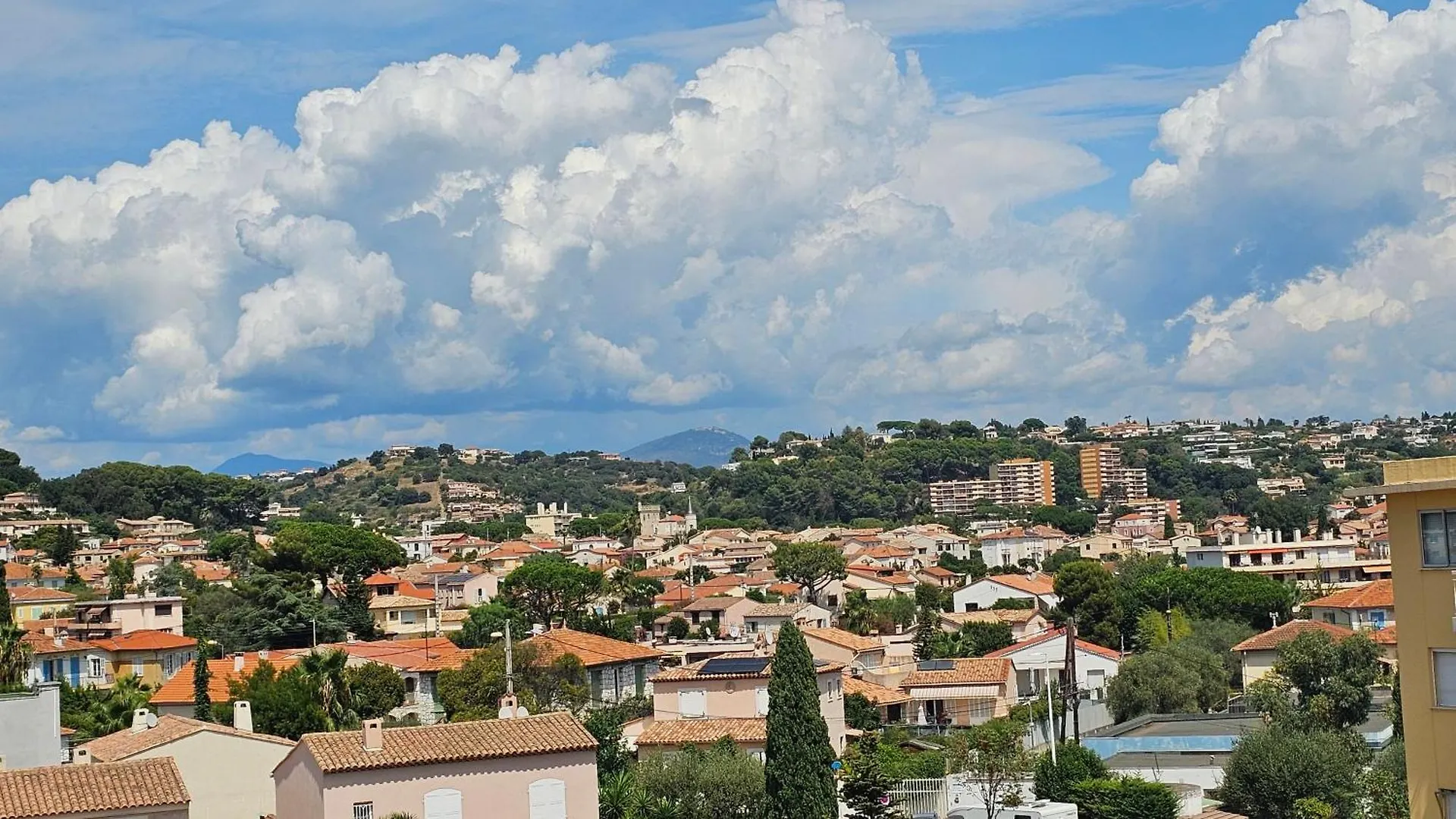 Studio Charmant Avec Parking Prive Cagnes-sur-Mer France