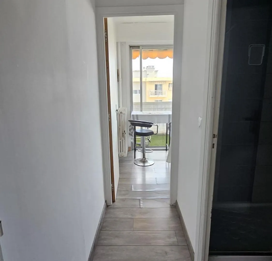 Studio Charmant Avec Parking Prive Cagnes-sur-Mer France